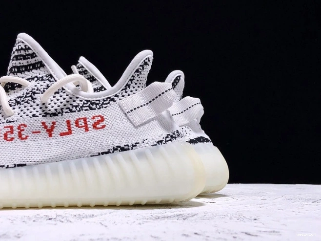 Yeezy CP9654 Black V2 White Boost Adidas 350 Zebra 0710